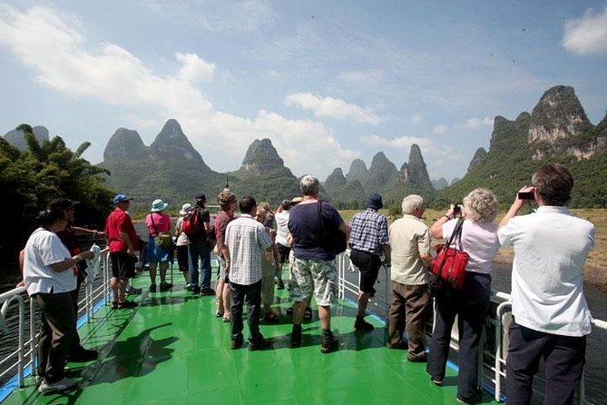 1 Day Li River Cruise from Guilin to Yangshuo with Private Guide & Driver - The 8:30 am pickup and drive to Zhujiang Dock