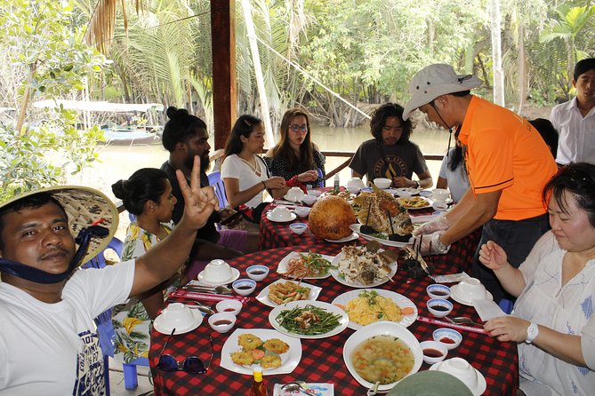 1-Day Mekong Delta Cai Rang Floating Market-Ancient House-Pancake - Folk music and the changing pace of the day