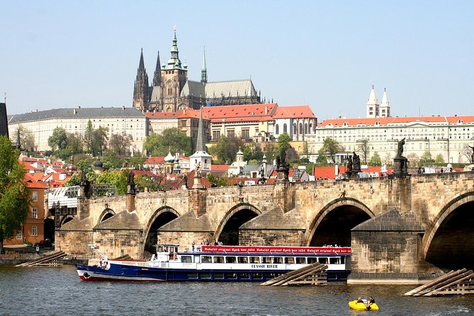 1 hour Prague Panoramic Vltava River sightseeing Cruise - Finding Pier 17 near Štefánik Bridge