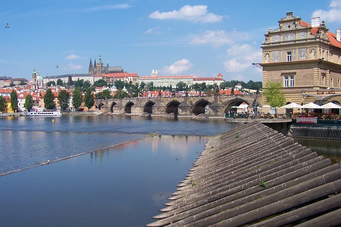 1 hour Prague Panoramic Vltava River sightseeing Cruise - Choosing between the heated cabin and open deck