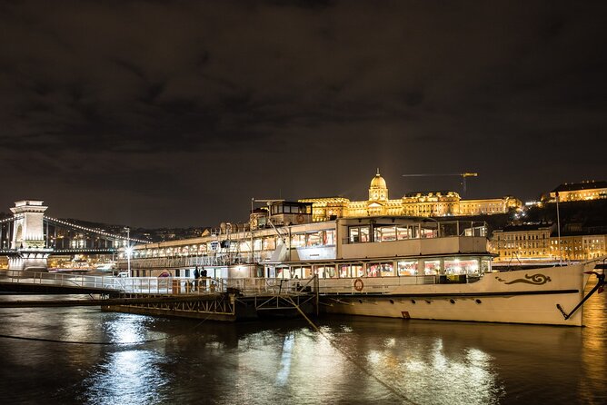 10PM Budapest Danube Cruise with Live Music & Food or Drinks - Boarding at Akadémia 2 ponton at 10pm
