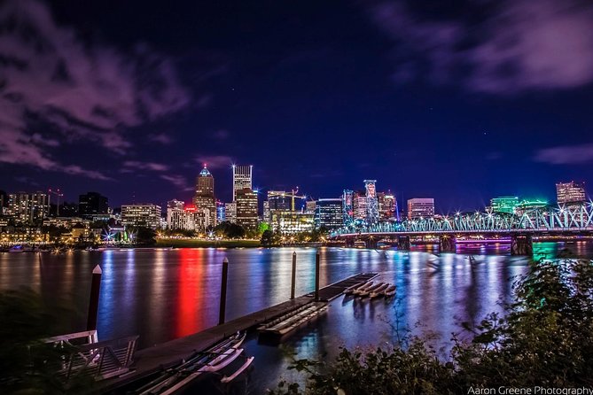 2.5-hour Dinner Cruise on Willamette River - A Portland evening that travels at river speed