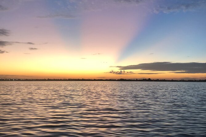 2 Hour Guided Sunset Boat Tour of the Indian River Lagoon - Captains who add context to the ride
