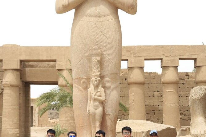 2 nights Nile cruise includes tours from Aswan to luxor - Day two: Edfu by horse and carriage