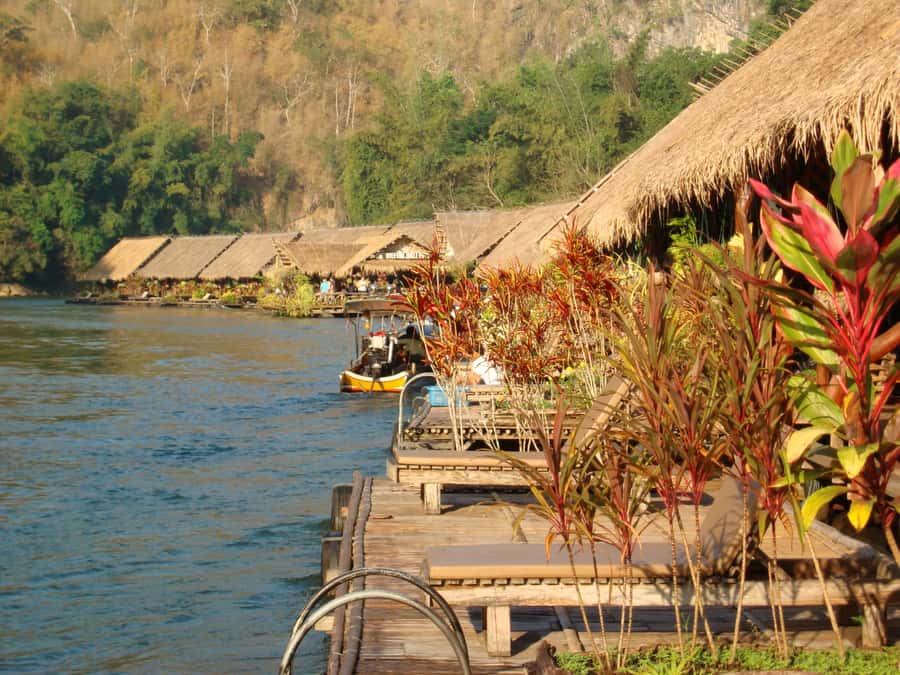 3-Day River Kwai, Floating Market and Erawan Waterfalls - Guides, transport, and the value of a private trip