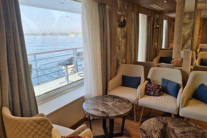3 Days and 2 Nights Nile Cruise from Aswan to Luxor - Day two: Edfu Temple and Horus