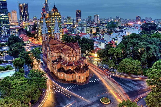 3 Days Mekong Delta Luxury Group Tour from Ho Chi Minh City - The guide can make the long drives worthwhile