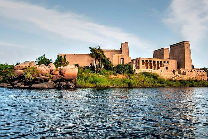 3 Nights Nile Cruise include hotair ballon, sound&light AbuSimbel - Luxor Temple after dark