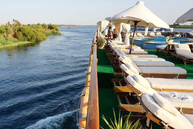 4 Days 3 Night Egypt Nile Cruise Trips from Aswan to Luxor - Day two: Kom Ombo, Edfu, and the Esna lock