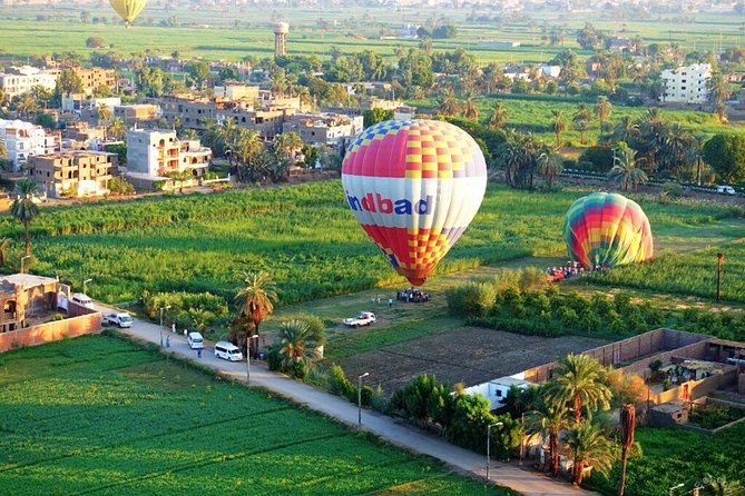 4-Days Nile Cruise Aswan&Luxor,Hot Air Balloon&Abu Simbel.Hot deal - Day three: Edfu, the Esna Lock, and Luxor after dark