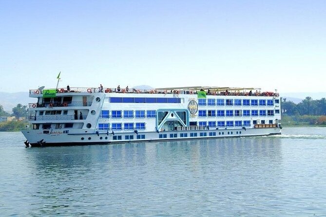 4-Days Nile Cruise Aswan&Luxor,Hot Air Balloon&Abu Simbel.Hot deal - Day two: Abu Simbel before the heat