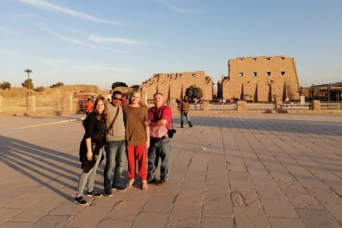 4 Days Nile cruise Aswan to Luxor & Abu Simbel. Hot air Balloon - Why this four-day Nile route works