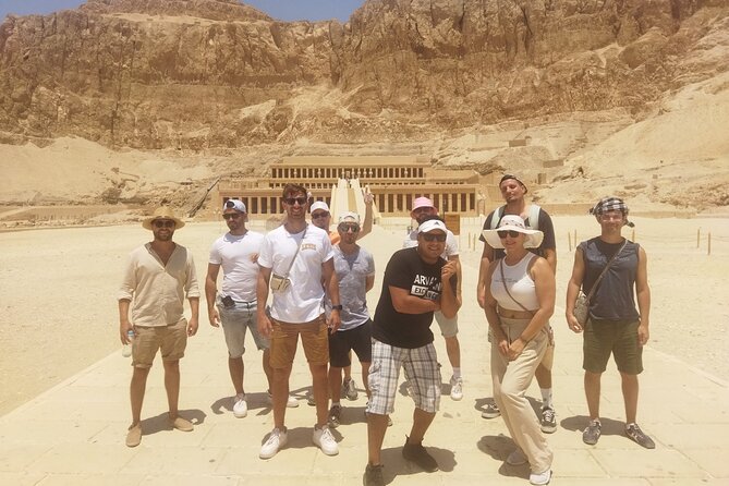 4 Days Nile Cruise, Aswan to Luxor AbuSimbel optional hot balloon - Day three: Edfu and the Esna lock