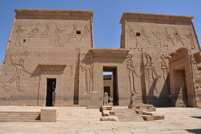 5 Day 4 Night - Deluxe Nile Cruise Luxor to Aswan - Private Tour - Day 3: Edfu and Kom Ombo by horse-drawn carriage or transfer