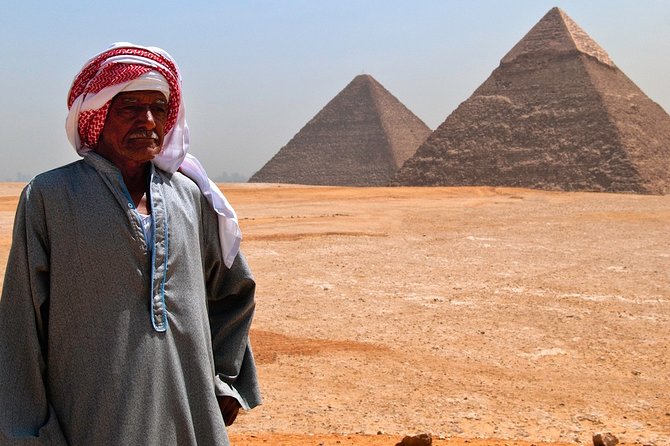 9- Days Package around Egypt Giza , Nile Cruise with Abu Simbel - Giza gives you Egypt’s famous opening scene