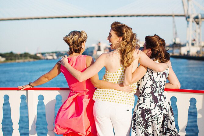 90-Minute Savannah Riverboat Sightseeing Cruise - Seating, weather, and sound can shape the trip