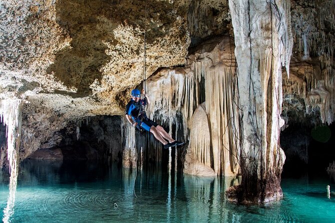 A secret river adventures tour. Explore the nature wonders of the Riviera Maya - Getting ready at Rio Secreto