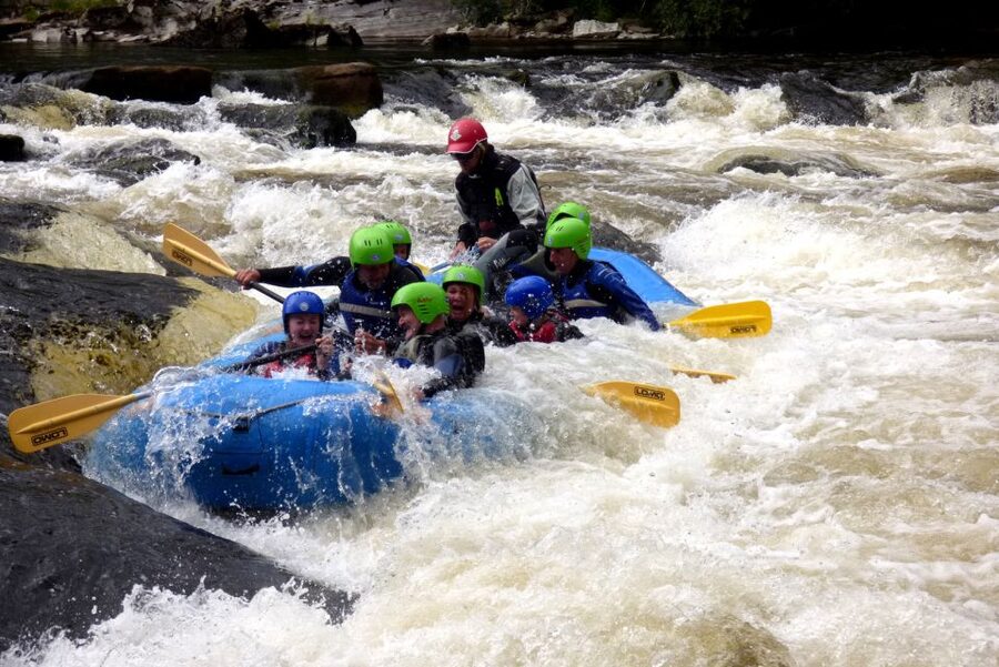 Aberfeldy: Rafting on the River Tay - Starting beside Aberfeldy Caravan and Camping Park