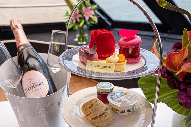 Afternoon Tea River Cruise on the Thames - Why the 3:30 p.m. departure matters
