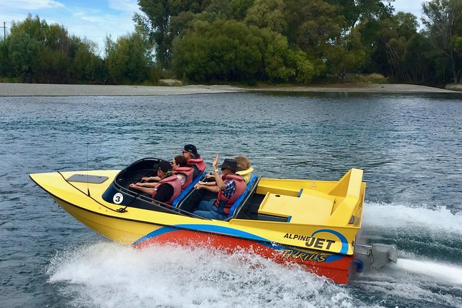 Akaroa Shore Excursion: Christchurch City Tour and Jet Boating - Should You Book This Akaroa Excursion?