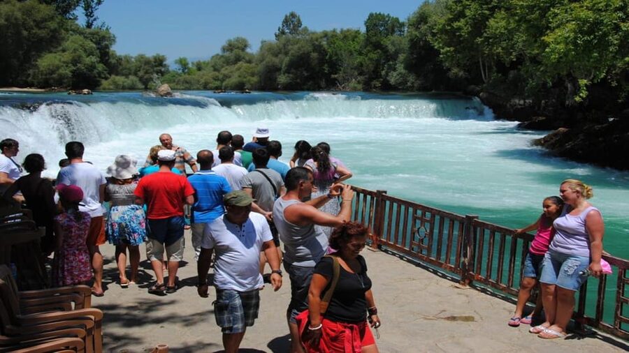 Alanya/Side: Manavgat River & Waterfall, Boat Tour, & Bazaar - Guides, drivers, and the group atmosphere
