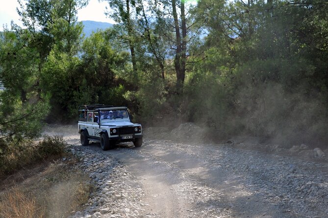 Alanya: Taurus Mountains Jeep Safari & Lunch at Dimcay River - A village mosque and an old house