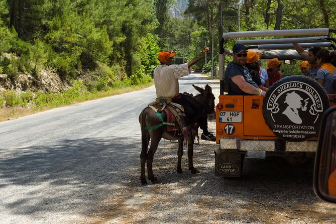 Alanya: Taurus Mountains Jeep Safari & Lunch at Dimcay River - Lunch beside the Dim Cayi River