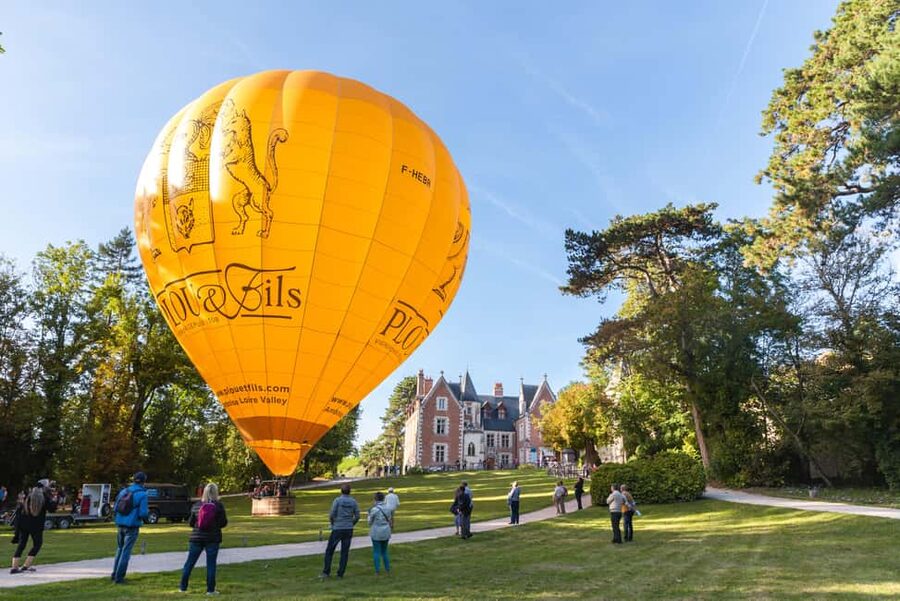Amboise Hot-Air Balloon Sunset Ride over the Loire Valley - Should you book it?