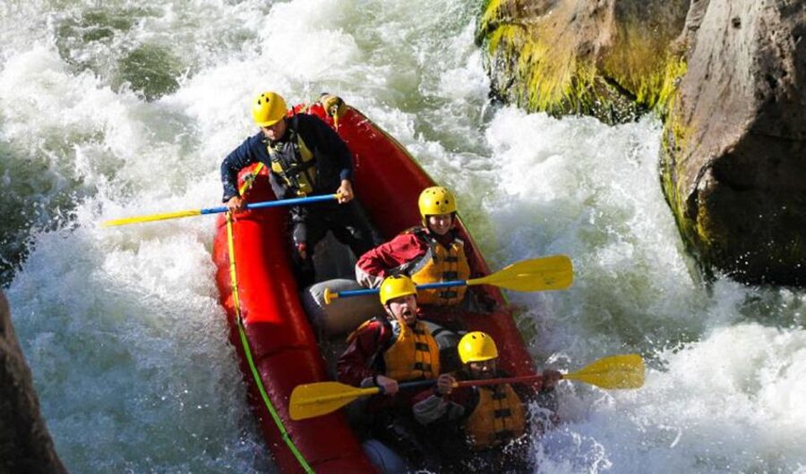 Arequipa: Chili River Rafting - Six kilometers through a volcanic canyon