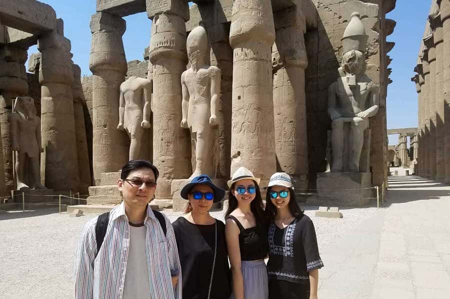 Aswan: 3 Days Nile River Cruise & Hot Air Balloon Ride - Edfu Temple by horse carriage