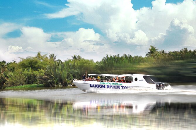 Authentic Mekong Delta Tour With Local Experts By SpeedBoat - Honey tea, tropical fruit, and southern music