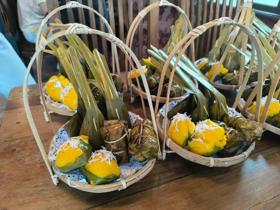 Ayutthaya Day Tour: Ancient Trade Route Temples River Cruise - Wat Chaiwatthanaram by the river