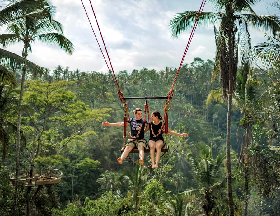 Bali: Ayung River Rafting & Jungle Swing Tour with Transfer - The steep river access matters more than the rafting