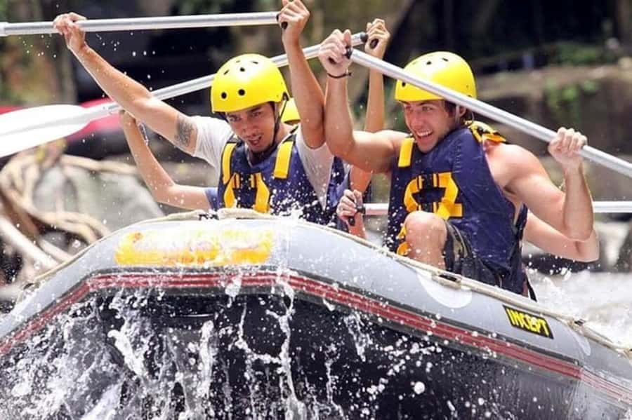 Bali: Telaga Waja White Water River Guided Rafting & Lunch - What the 2.5-hour river run feels like