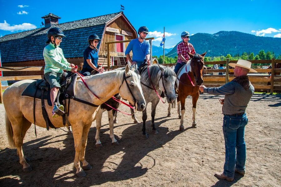 Banff National Park: 1-Hour Bow River Horseback Ride - A Bow River Ride With Banff’s Mountains All Around