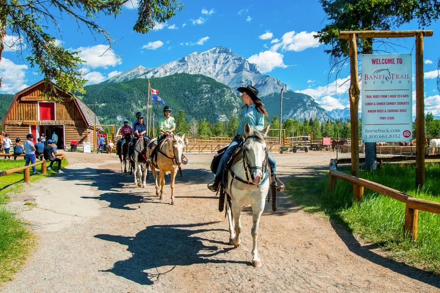 Banff National Park: 1-Hour Bow River Horseback Ride - FAQ