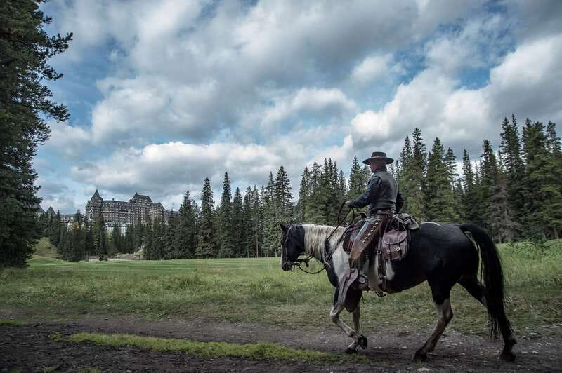 Banff National Park: 1-Hour Spray River Horseback Ride - What to Wear and Leave Behind