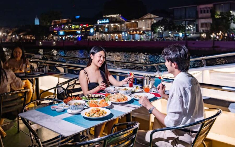 Bangkok: Carnival Party Dinner Cruise on the Chao Phraya - What Kind of Night Are You Buying?