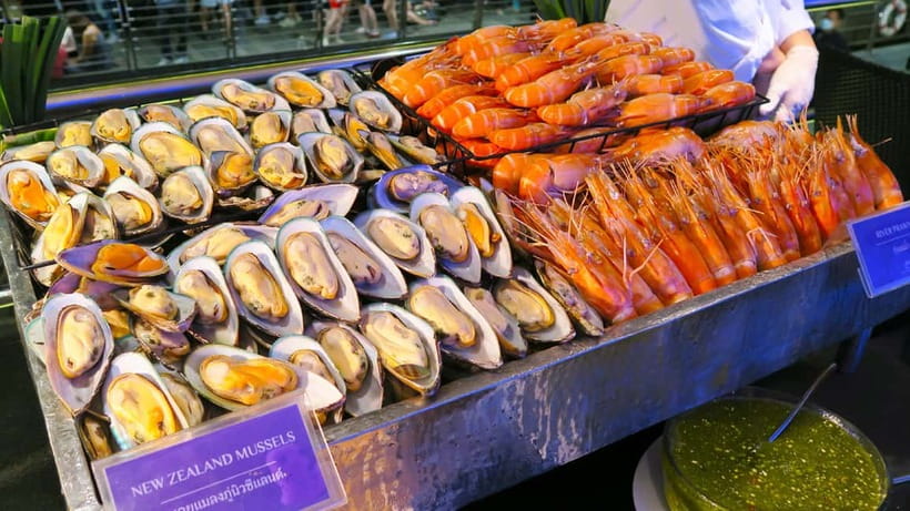 Bangkok: Chao Phraya Princess Dinner Cruise & Hotel Transfer - Who will enjoy this cruise most?