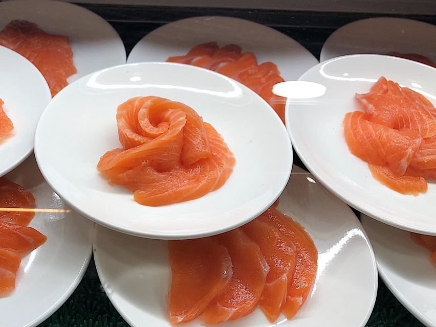 Bangkok: Chao Phraya River Buffet Dinner Cruise - Should You Book the Chao Phraya Dinner Cruise?