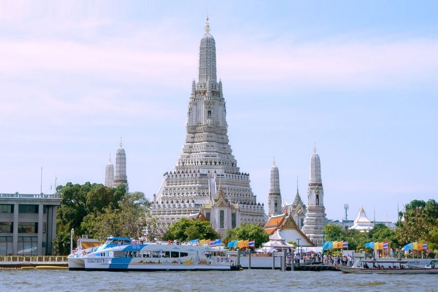 Bangkok: Chao Phraya River Hop-on Hop-off Boat - Why the price works, and when it does not