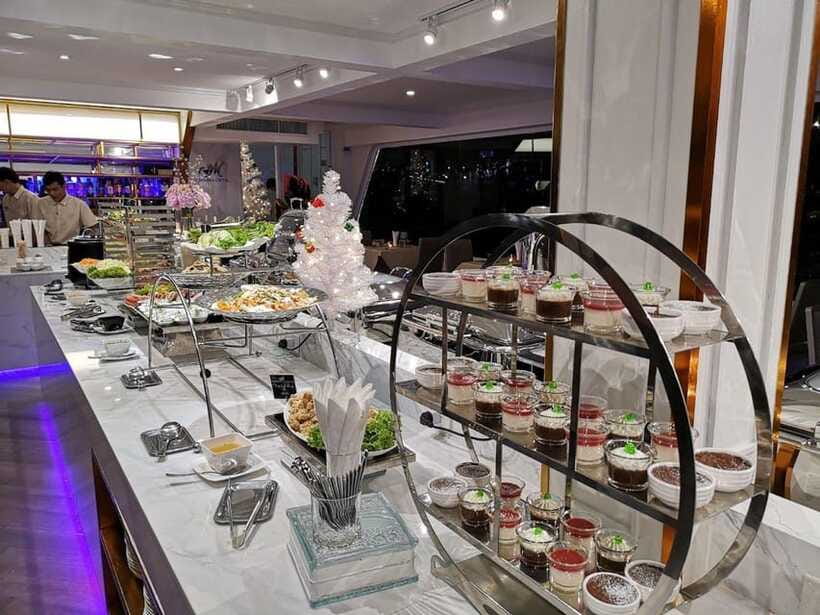 Bangkok: Chao Phraya River Meridian Cruise with Buffet - Live music and the Thai dance performance