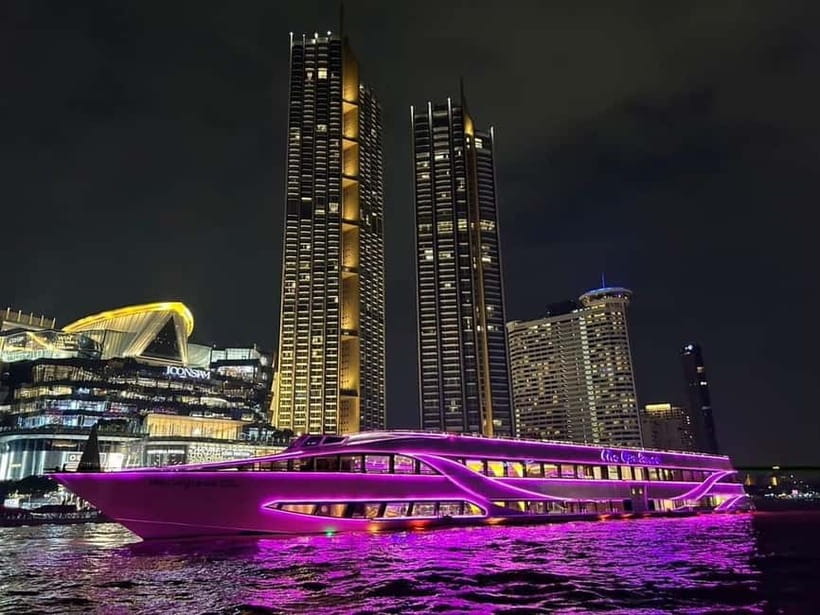 Bangkok: Opulence Luxury River Dinner Cruise - Getting from ICONSIAM to the right pier