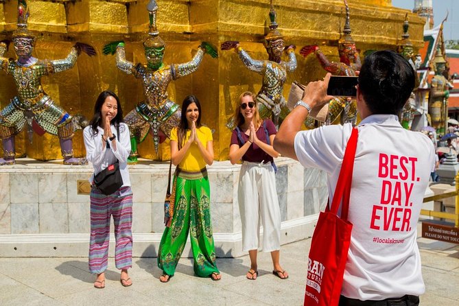 Bangkok’s Treasures: Temples & the Majestic River of Kings - The guides can shape the whole morning