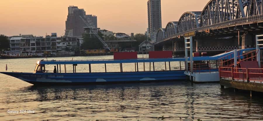 Bangkok: Slow Boat Tour on the River to/from Ayutthaya - Why this river journey feels different