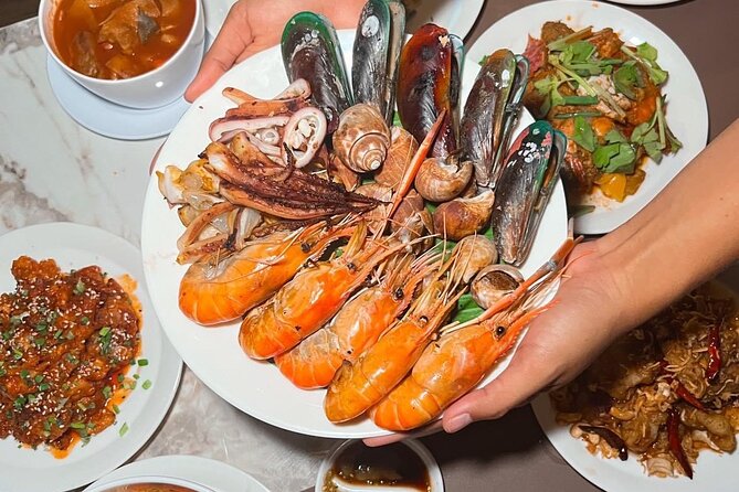 Bangkok Sunset or Evening Dinner Cruise (The Planet Cruise) - What you can expect from the buffet