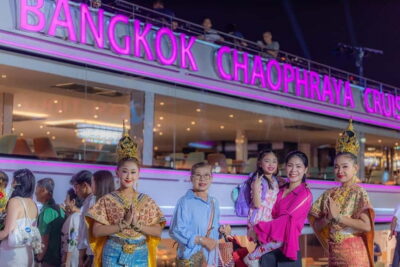 The Newest Luxury 5-Star Bangkok Chao Phraya Cruise