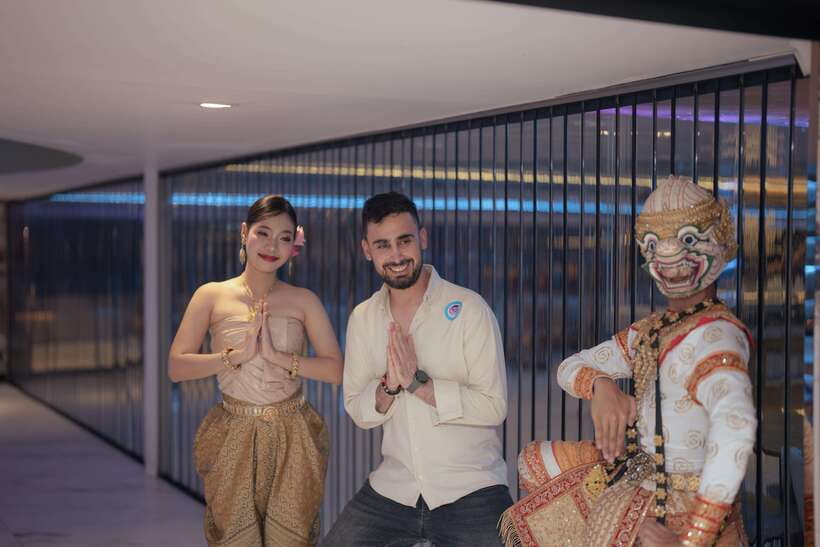 Bangkok: The Planet Chao Phraya River Dinner Cruise - The Grand Palace and Wat Phra Kaew