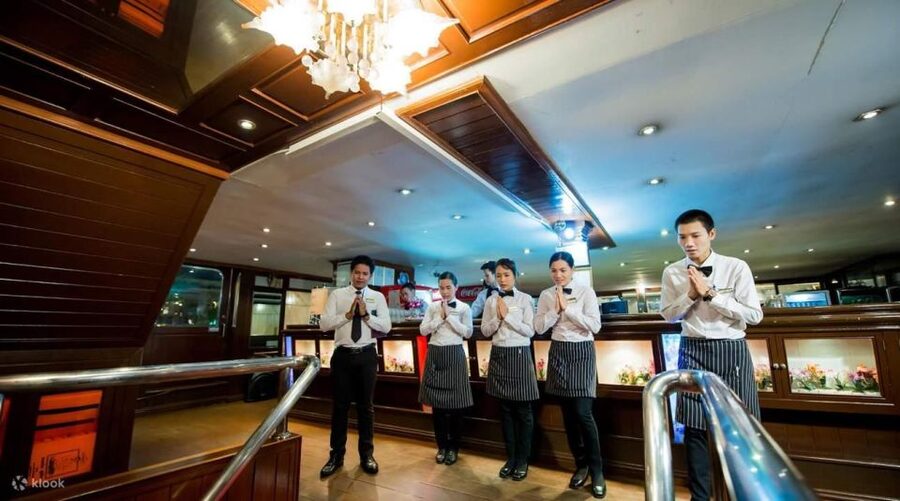 Bangkok: White Orchid Chao Phraya Dinner Cruise free Beer - ICONSIAM, Wat Arun, and the first river views