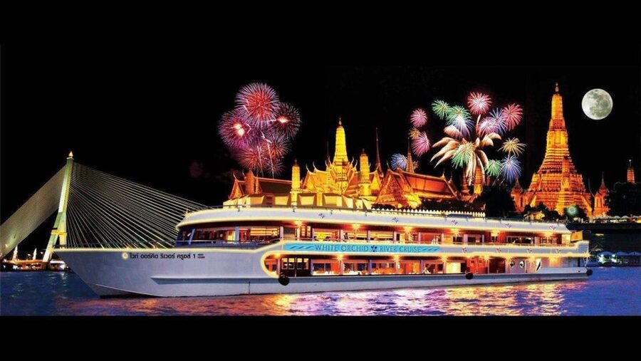 Bangkok: White Orchid Chao Phraya Dinner Cruise free Beer - The Grand Palace and Rama VIII Bridge after dark